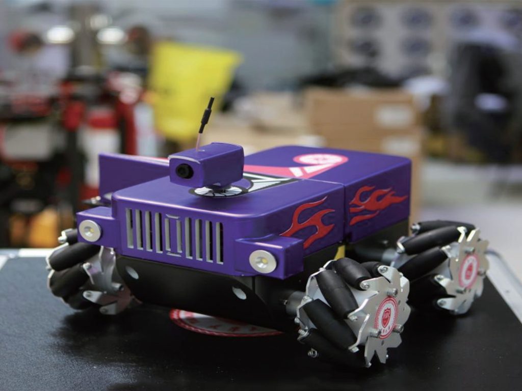 双体车蛇复合变结构机器人